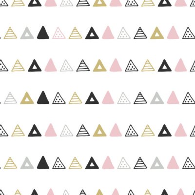 Triangles colorés dessinés