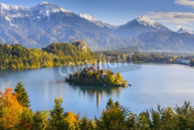 Papier peint  3D château bord de lac en montagne
