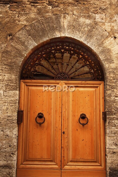 Papier peint  Ancien White Oak porte médiévale Stone Town San Gimignano en Toscane