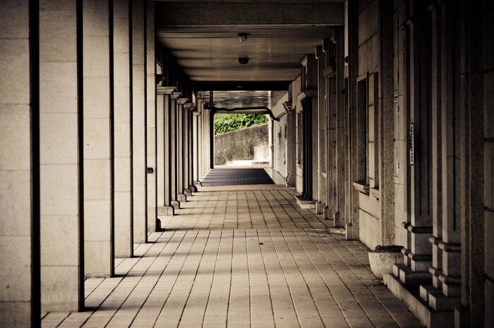 Papier peint  Arcades ombragées