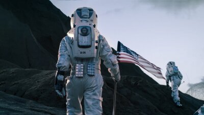 Papier peint  Astronaute avec un drapeau américain