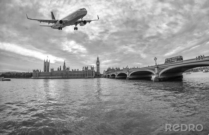 Papier peint  Avion sur Londres