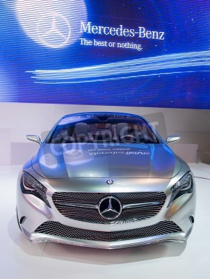 Papier peint  BANGKOK - le 28 mars: Mercedes montre leur Une voiture concept au Bangkok International Motor Show 33e chez Impact Challenger le 28 Mars 2012 à Bangkok, Thaïlande.