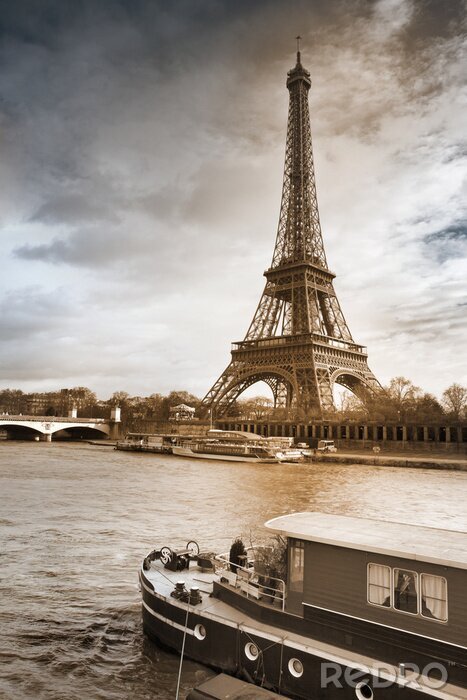 Papier peint  Bateau avec vue sur la Tour Eiffel