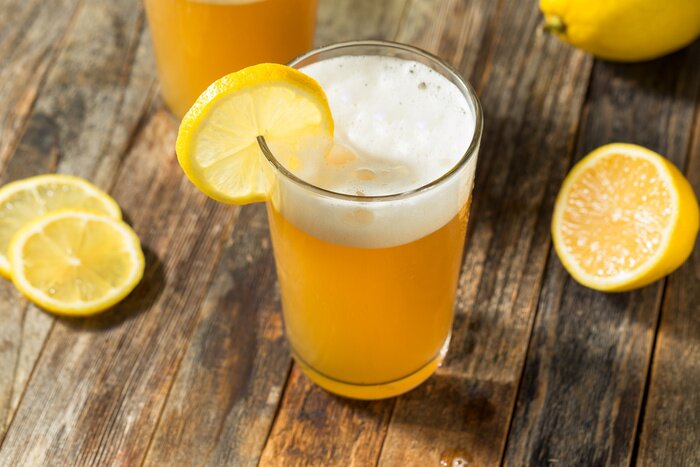 Papier peint  Bière avec de la limonade