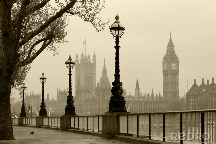Papier peint  Big Ben et Houses of Parliament, Londres dans le brouillard