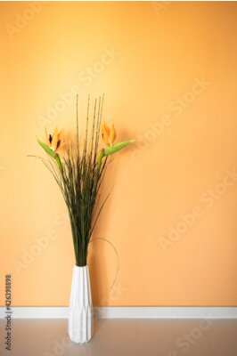 Papier peint  Bird of paradise flower, Strelitzia flower with orange petals in the white vase with orange background
