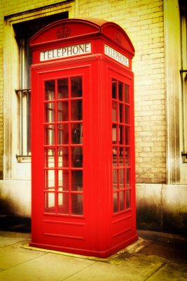 Cabine téléphonique rétro à Londres