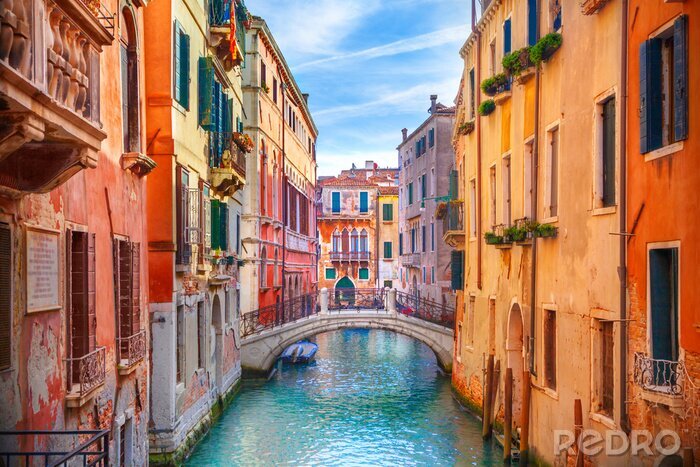 Papier peint  Canal in Venice, Italy