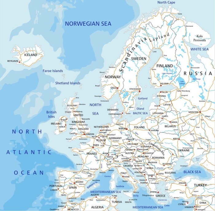 Papier peint  Carte détaillée de haute route avec étiquetage Europe.