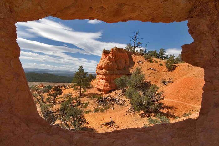Papier peint  Champs et rochers désertiques