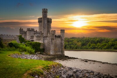 Papier peint  Château de Blackrock en Irlande au bord de la rivière