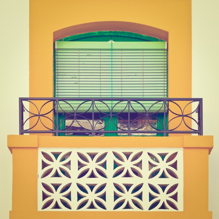 Papier peint  Cocktail coloré aux fraises