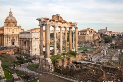 Colonnes anciennes à Rome