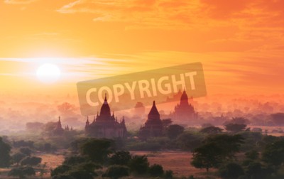 Papier peint  Coucher de soleil sur les temples bouddhistes