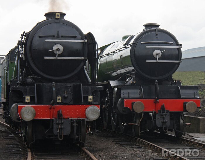 Papier peint  Deux puissants moteurs cru en train à vapeur magnifiques.