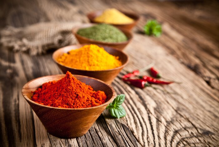 Papier peint  Épices dans des bols