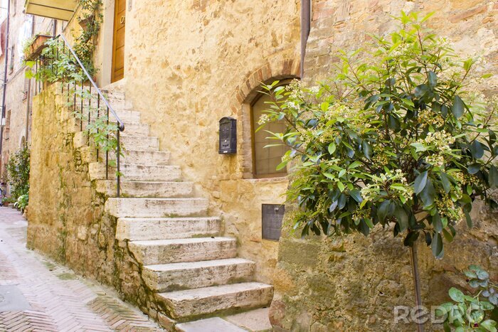 Papier peint  Escalier dans une ruelle en Italie