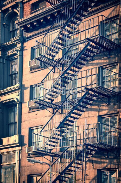 Papier peint  Escalier de secours en métal sur un immeuble new-yorkais