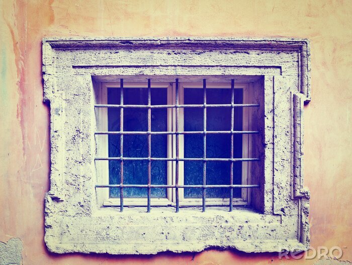 Papier peint  Fenêtre avec un cadre en pierre