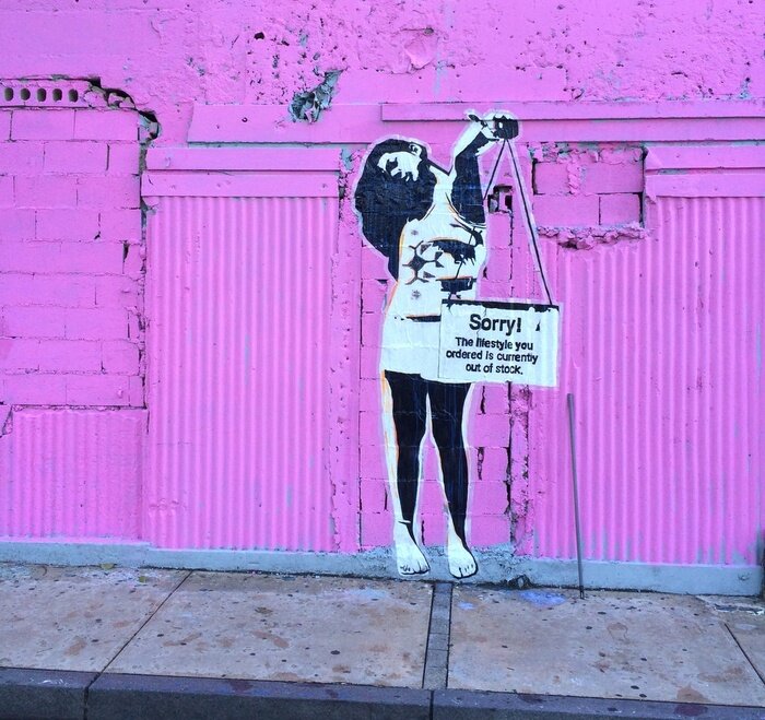 Papier peint  Fille rebelle