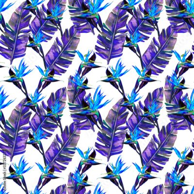Papier peint  funny seamless wallpaper wallpaper of tropical green palm leaves and strelitzia flowers on a white background.