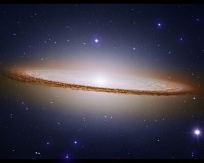 Papier peint  Galaxie sombrero dans l'espace.