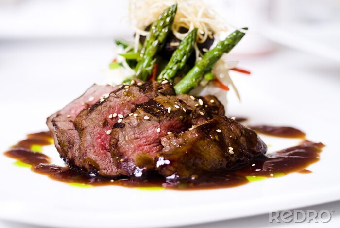 Papier peint  gourmet Filet mignon steak au restaurant cinq étoiles.