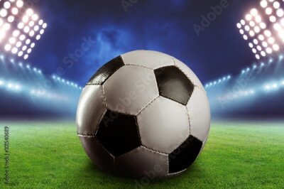 Papier peint  Gros plan sur un ballon de football sur le terrain