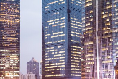 Papier peint  Immeubles de bureaux modernes au crépuscule