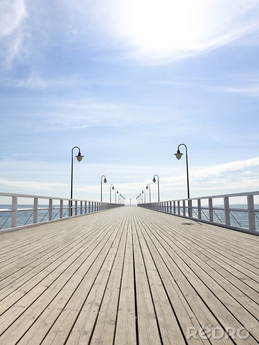Papier peint  Journée ensoleillée sur une jetée