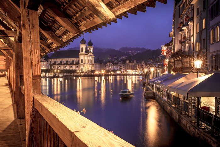 Papier peint  Kapellenbrücke la nuit