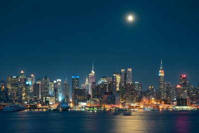 Papier peint  La lune au-dessus de New York