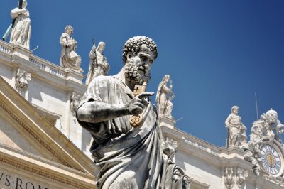 Papier peint  La statue de Saint Pierre à Rome