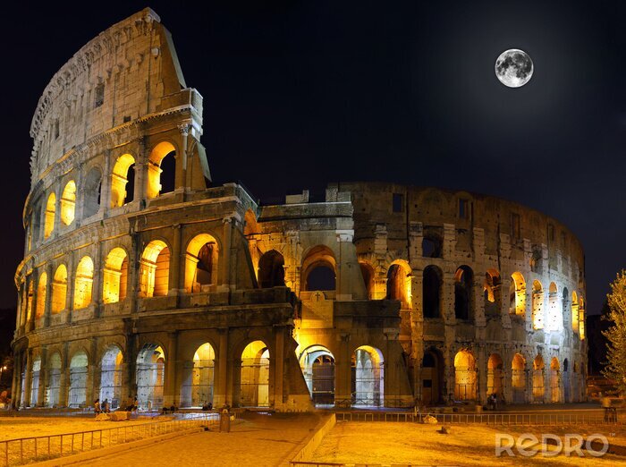 Papier peint  Le Colisée, à Rome. Vue de nuit