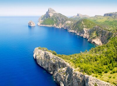 Le littoral de Majorque et la mer
