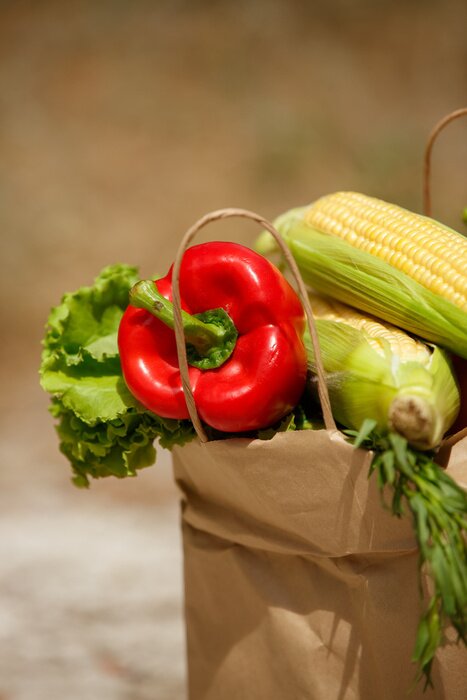 Papier peint  Légumes dans un sac en papier