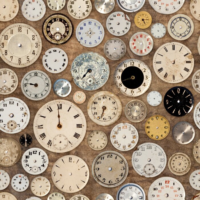 Papier peint  Les cadrans des vieilles horloges
