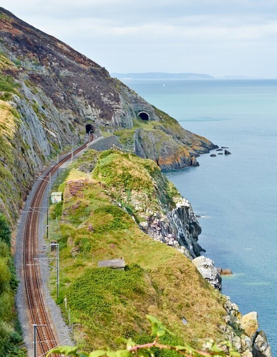 Papier peint  Les falaises de montagne et la mer