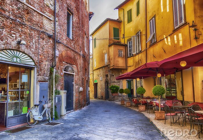 Papier peint  Les rues colorées de la Toscane