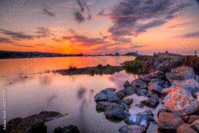 Papier peint  Lever de soleil sur des lacs