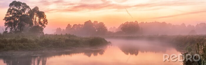 Papier peint  Lever de soleil sur la rivière