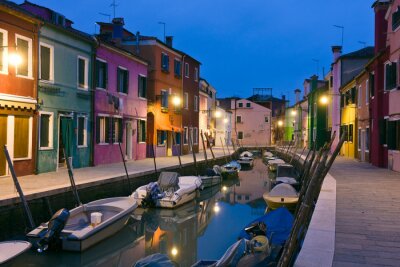 Papier peint  Maisons à Venise au crépuscule