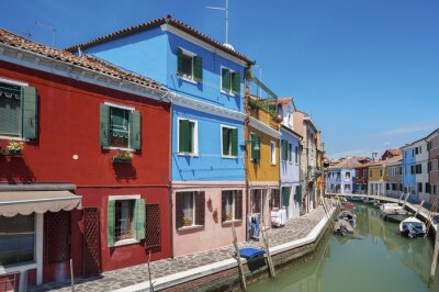 Papier peint  Maisons dans une rue à Venise