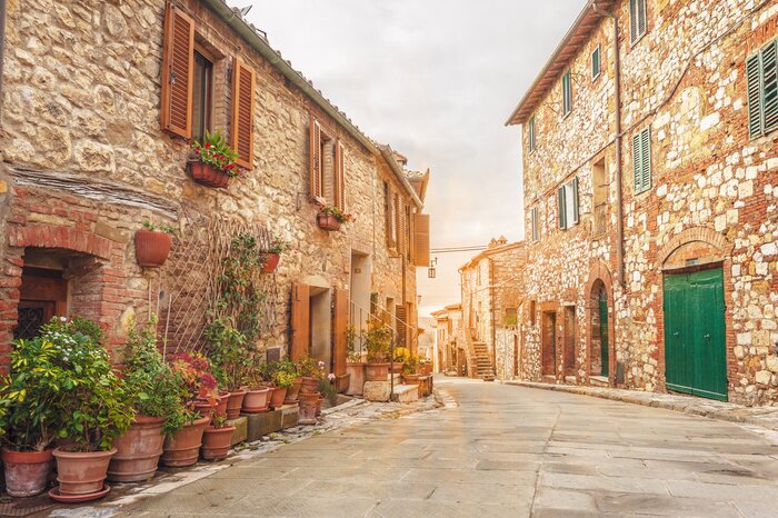 Papier peint  Maisons dans une rue en Toscane