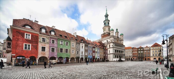 Papier peint  Maisons sur la place principale de Poznan