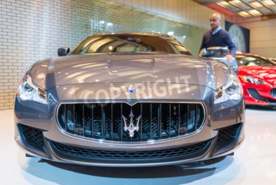 Papier peint  Maserati Quattroporte S  Q4 Exotic Car in the Canadian International AutoShow, CIAS for short, is Canada