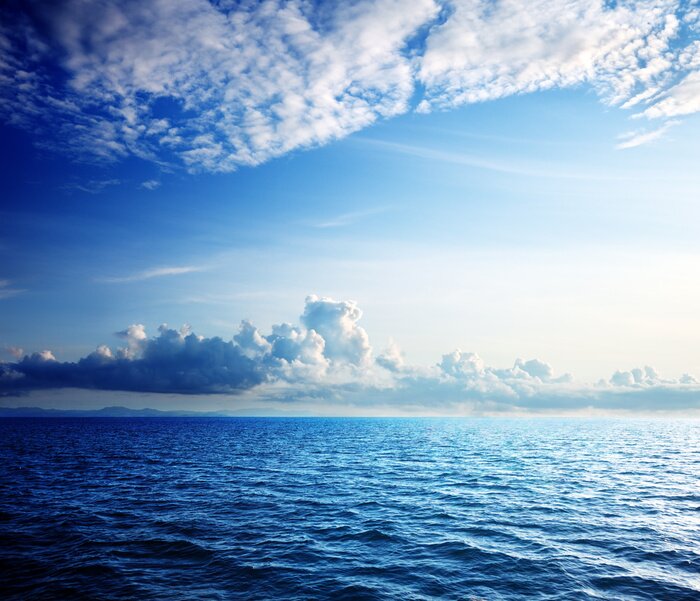 Papier peint  Mer bleue et ciel bleu