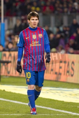 Papier peint  Messi portant des gants noirs