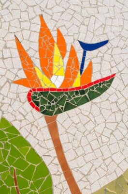 Papier peint  Motifs de carreaux de céramique et de couleurs: strelitzia.